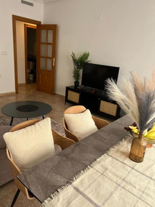 Luxury Port Apartments Торевьиа Экстерьер фото
